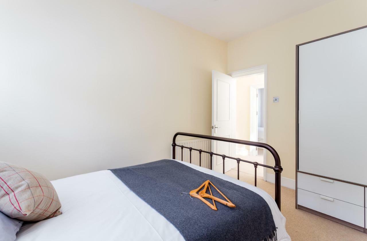 Logan Mews By Lime Street Apartman London Kültér fotó