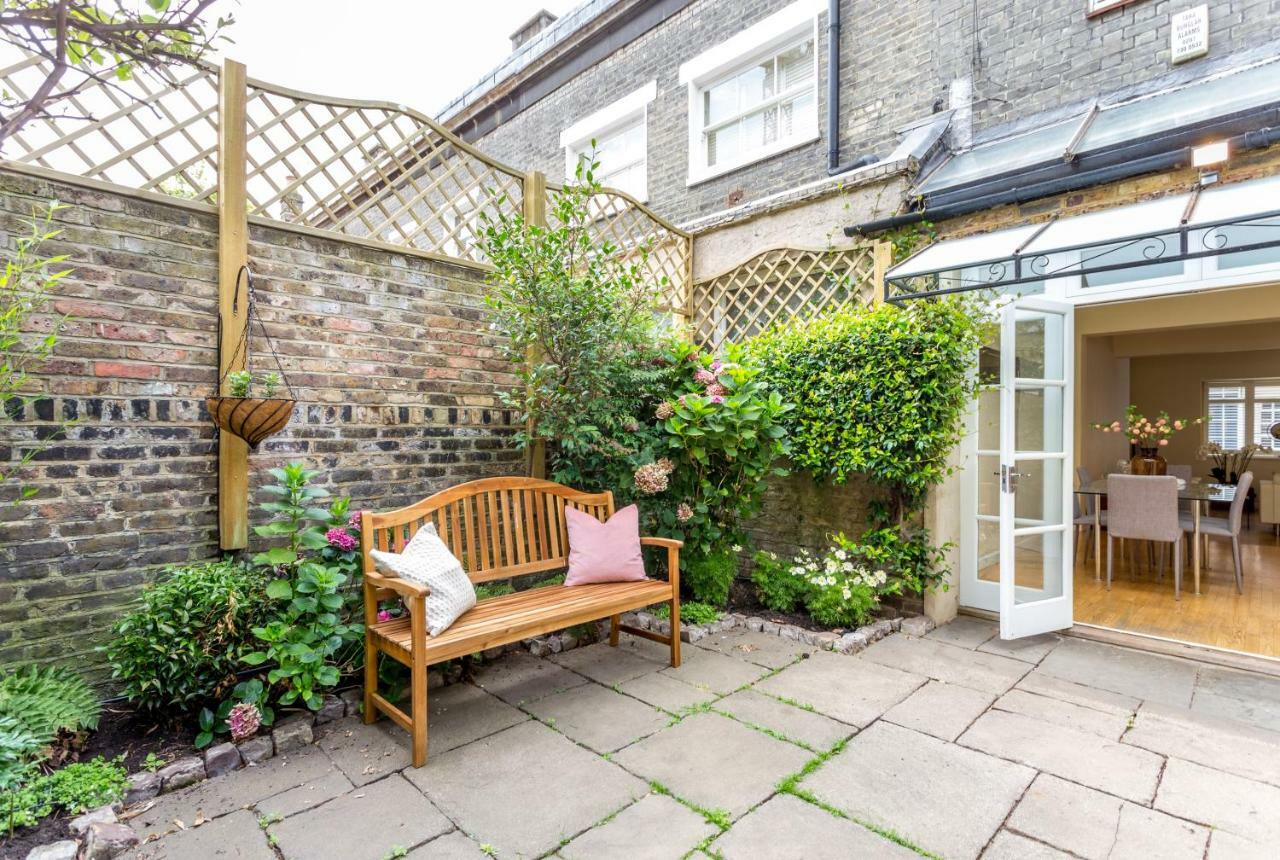 Logan Mews By Lime Street Apartman London Kültér fotó