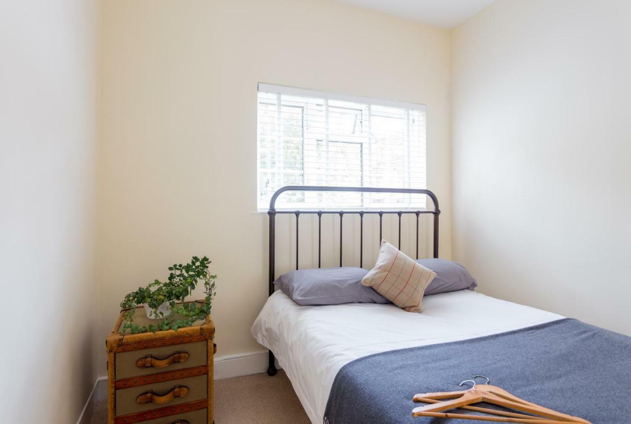 Logan Mews By Lime Street Apartman London Kültér fotó